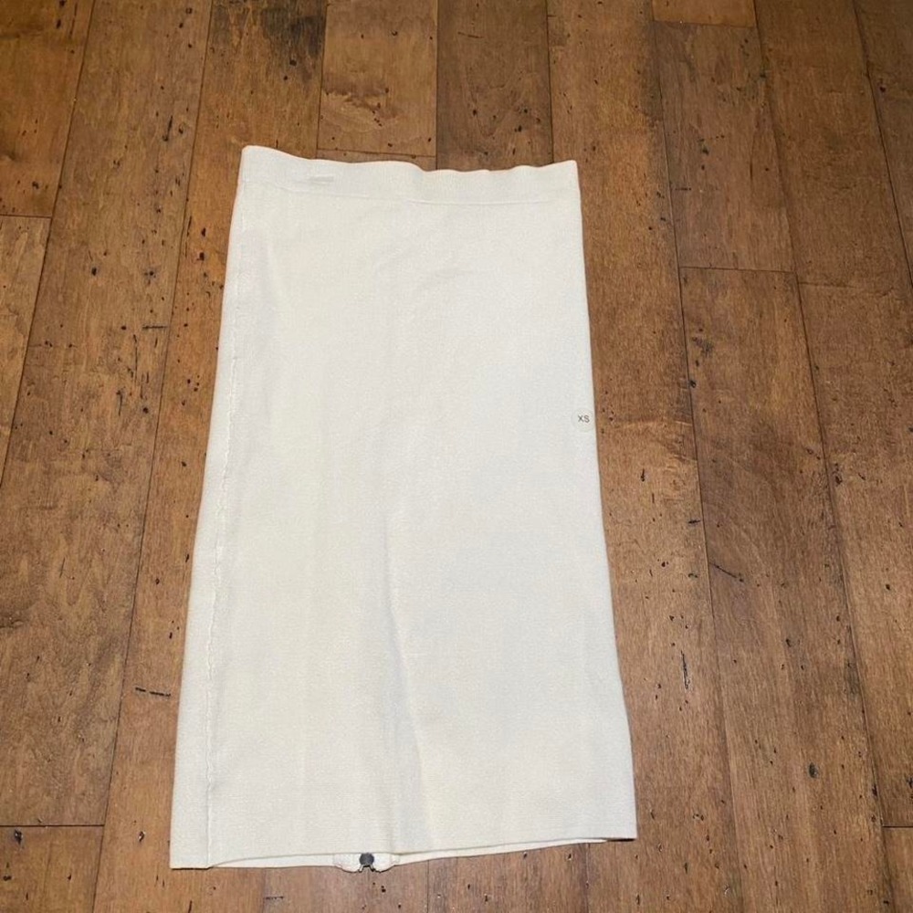 New York & Company White midi skirt with zipper detail Size XS